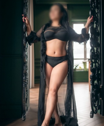 Анкета проститутки Алеся - город Клюевка, 36 лет, №3740